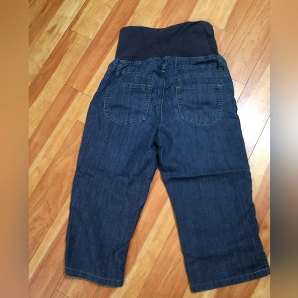 Thyme Maternity crop pants| lightweight jeans. Size XS. - Picture 2 of 4